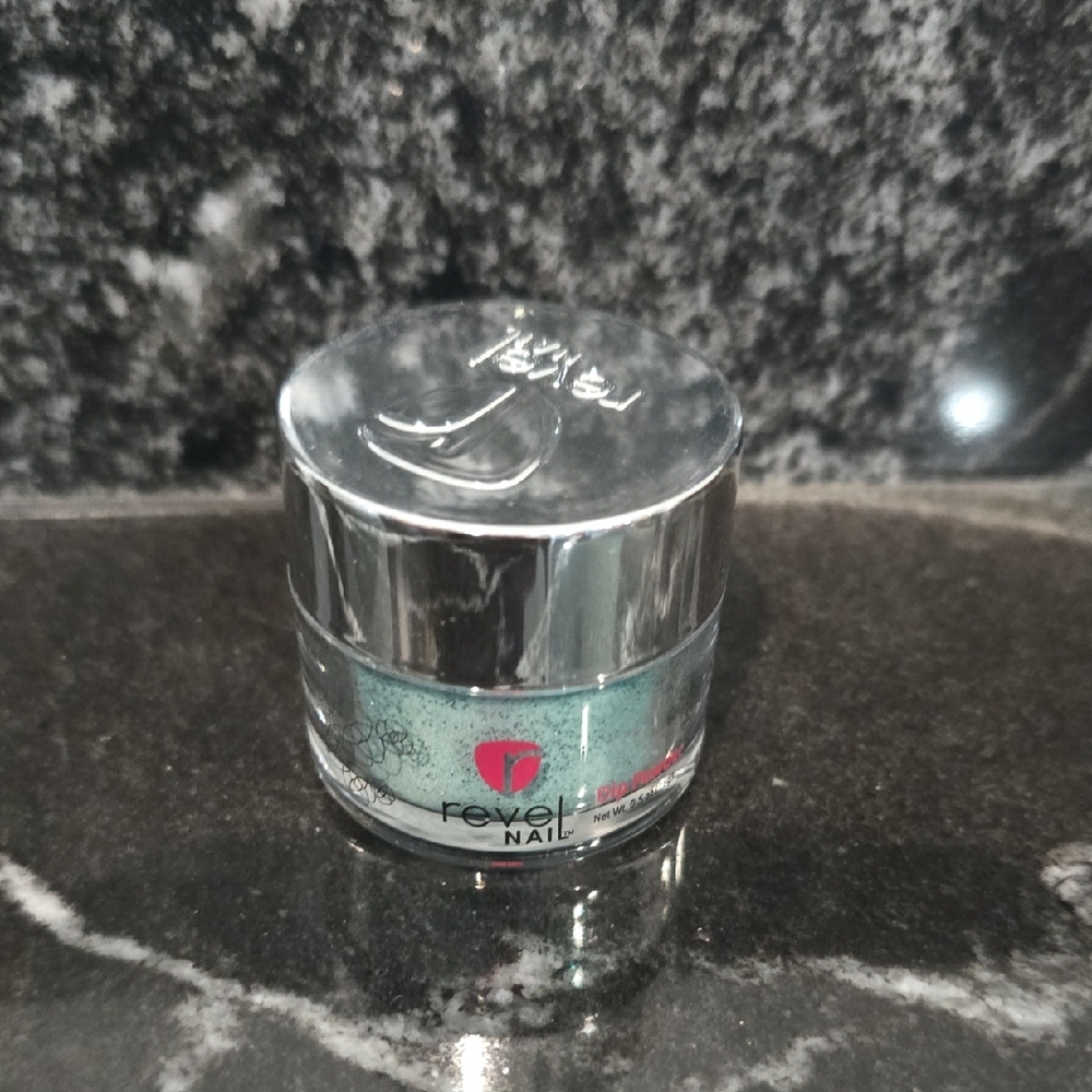 Hyper Revel Nail Dip Powder